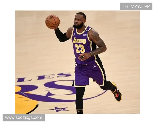 银河队与明尼苏达队激战正酣比分悬念迭起引人关注